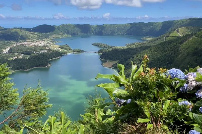 Sete Cidades volcanic lakes with hydrangeas on São Miguel Island — full immersion tour Azores